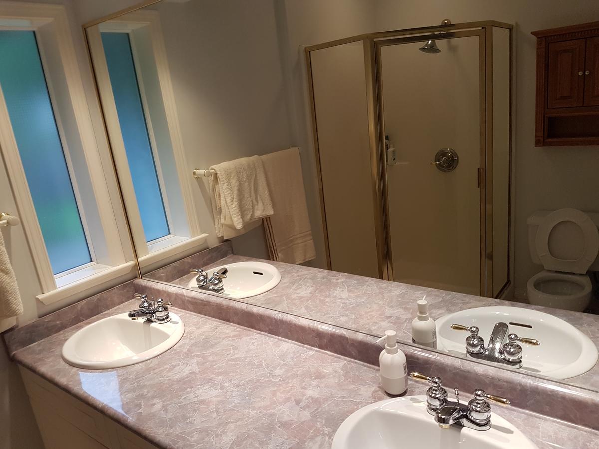Gulfview Drive Ocean View B&B Nanaimo Ngoại thất bức ảnh